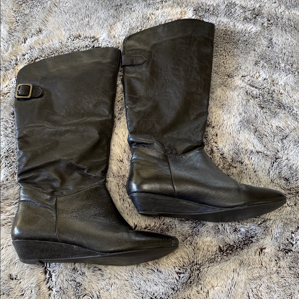 Women’s 8 1/2 Black‎ Slouchy Mid-Calf Boot Back Buckle Wedge Heel Leather Upper - Picture 6 of 13
